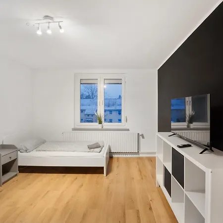 Moderne Wohnung Mit Garten & Kueche Celle Exterior photo
